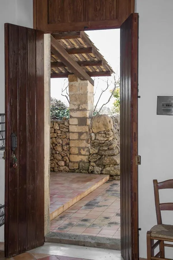 Pozzo Di Mazza Villa Siraküza